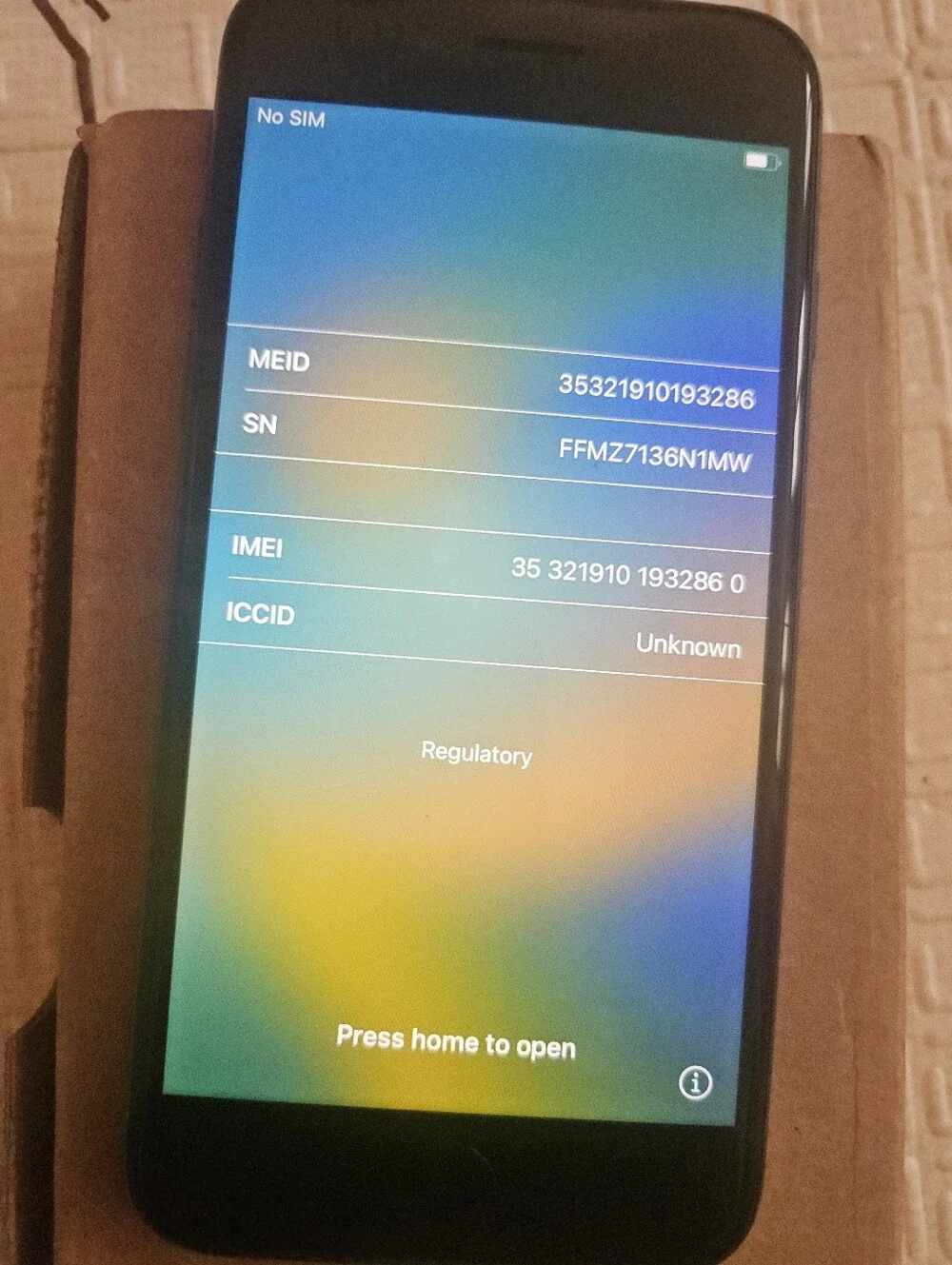 Apple iPhone 8 Label - Black Text on White Background